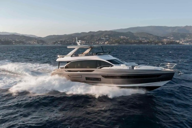 Azimut Fly Series 72