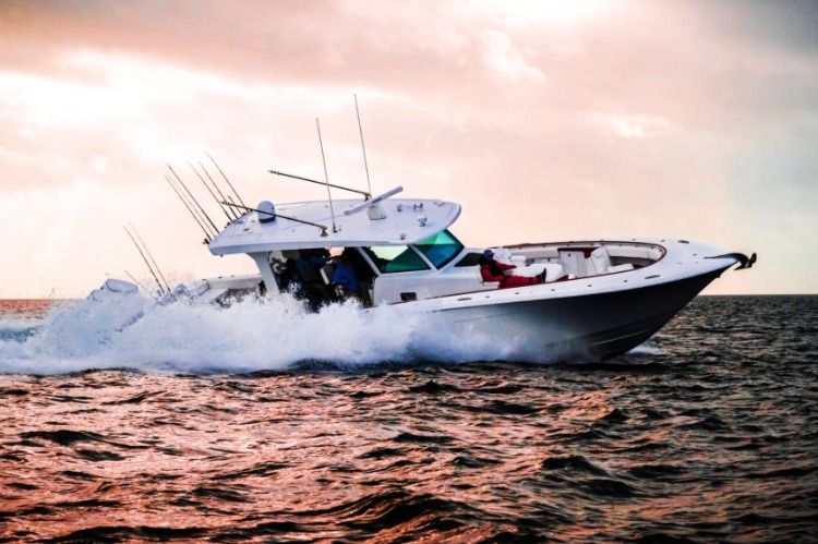 HCB Yachts, Campeon