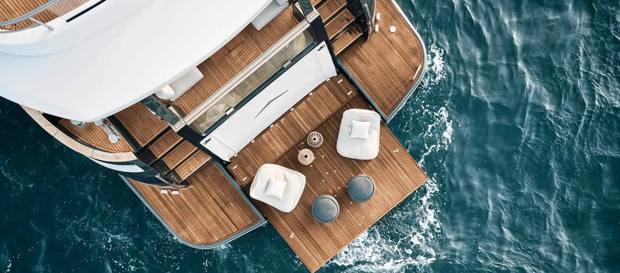 Azimut Magellano 25M, brochure