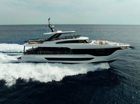 Azimut Grande 26M, for sale