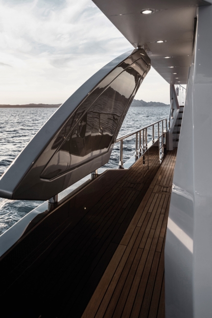 Azimut Grande 27M, for sale, external