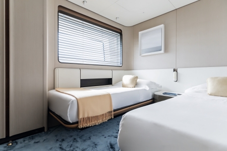 Azimut Grande 36M, for sale, guest cabin