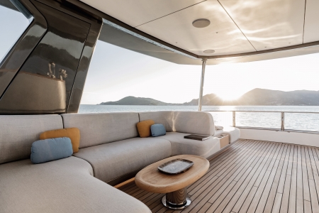 Azimut Grande 36M, for sale, sundeck