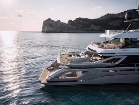 Azimut Grande Trideck, for sale