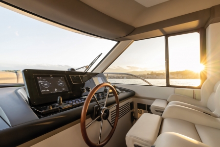 Azimut Magellano 60, for sale, wheelhouse