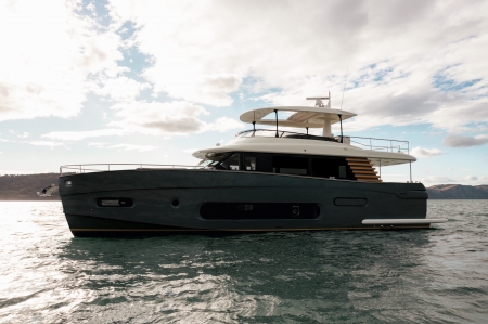 Azimut Magellano 66