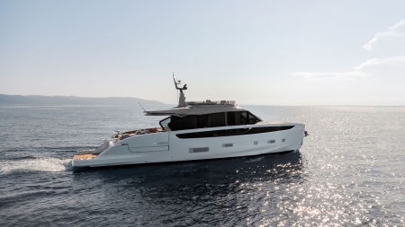 MXG , Azimut Seadeck 7, Yacht, for sale,