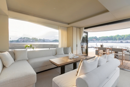 MXG Yachts, Azimut Seadeck 7, For sale, interior