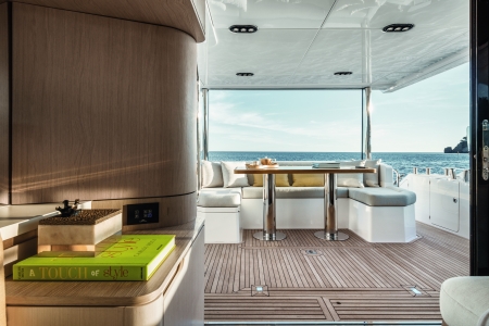 MXG Yachts, Azimut Fly 60, For sale, interior 3