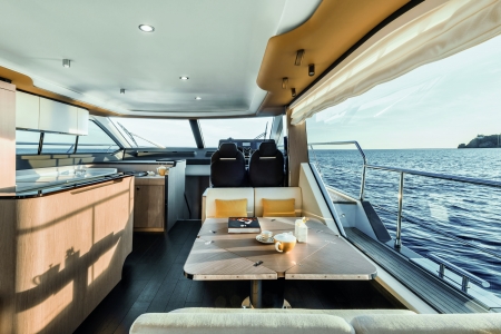 MXG Yachts, Azimut Fly 60, For sale, exterior 2