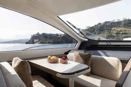 MXG Yachts, Azimut, Fly 72, For sale, exterior,