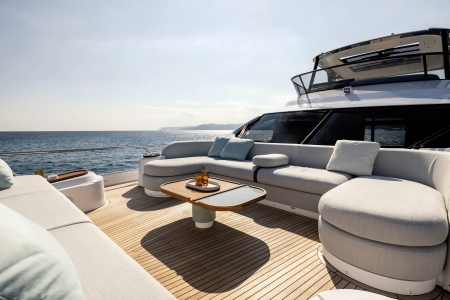 MXG Yachts, Azimut Fly 72, For sale, exterior 1