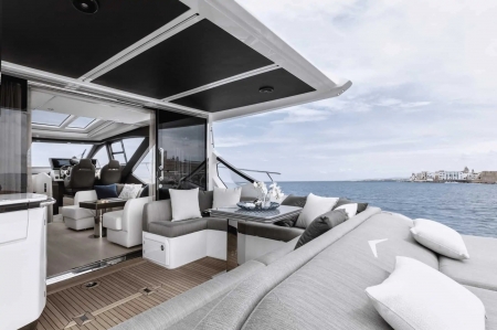 MXG Yachts, Azimut S6, for sale, exterior 4