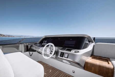 MXG, Azimut S10, Yachts for sale, exterior