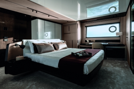 MXG Yachts, Azimut S10, Yachts for sale, cabin