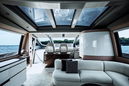MXG Yachts, Azimut S10, Yachts for sale, interior