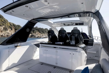 MXG Yachts, Azimut, Verve 42, Yachts for sale, internal