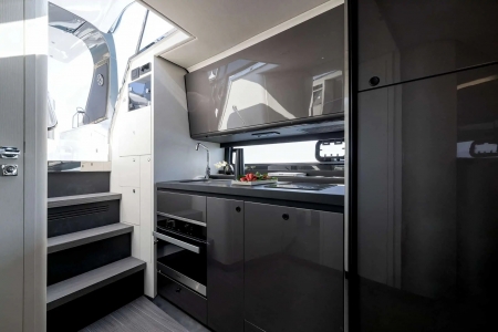 MXG Yachts, Azimut, Verve 42, For sale, internal