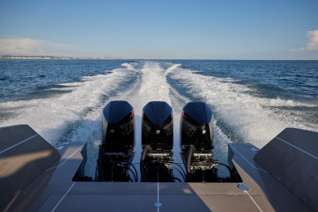 MXG Yachts, Anvera Speedster, For sale, exterior 2