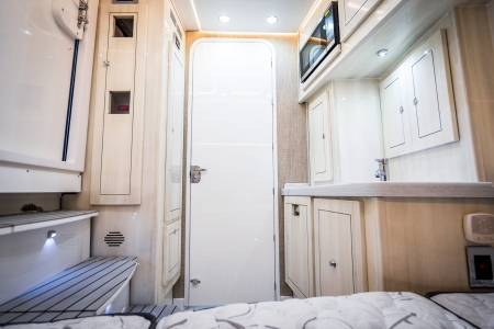 MXG Yachts, HCB, Sueños RXV, For sale, interior