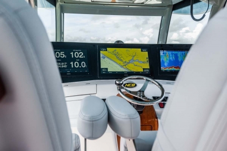 MXG Yachts, HCB, Sueños RXV, For sale, interior