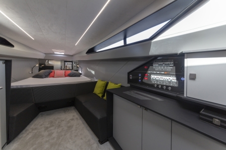 MXG Yachts, Anvera 48, For sale, interior 1