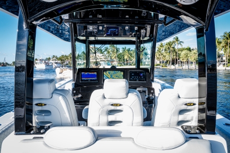 HCB, Speciale, For sale, MXG Yachts, internal 1