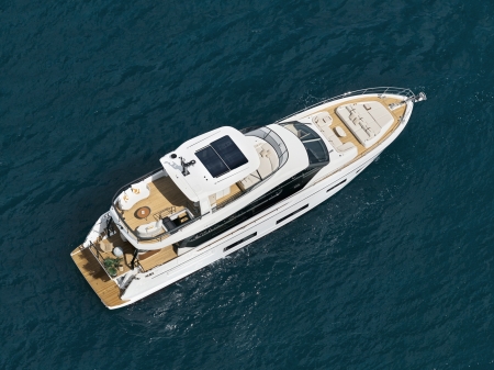 Azimut Fly 82, for sale
