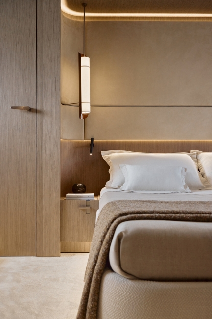 Azimut Fly 82, for sale