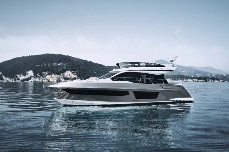 Azimut Fly Series 53