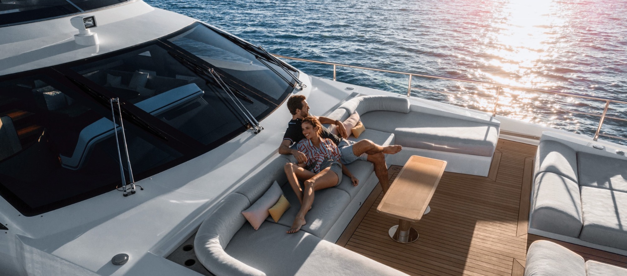 Azimut Grande 32M, brochure